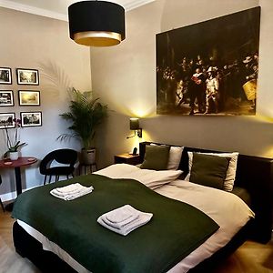 D10 Apartments